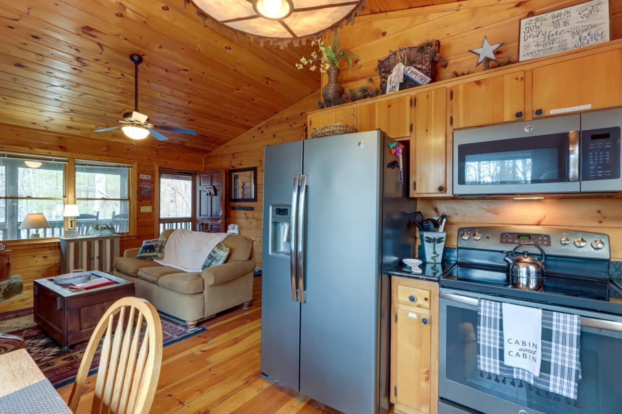 Blue Ridge Cozy Cabin In The Woods With Hot Tub! Eksteriør billede