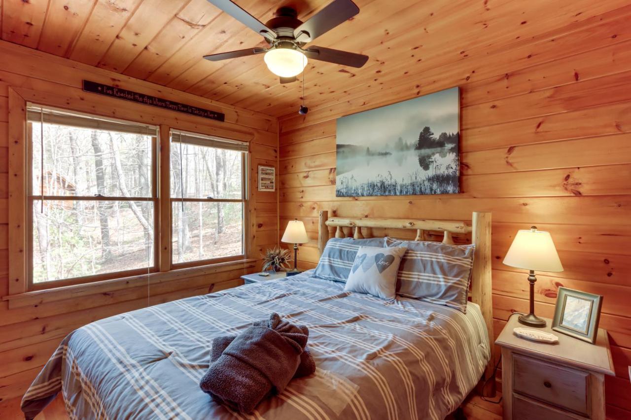Blue Ridge Cozy Cabin In The Woods With Hot Tub! Eksteriør billede